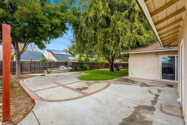 514 Williams Avenue, Madera, CA 93637