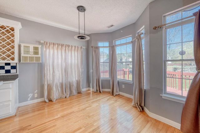 6004 Bordeau Walk SE, Smyrna, GA 30082