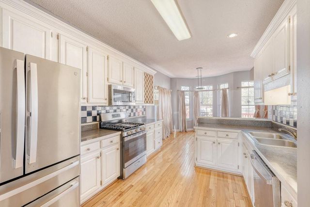 6004 Bordeau Walk SE, Smyrna, GA 30082