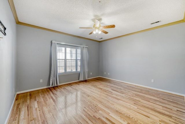 6004 Bordeau Walk SE, Smyrna, GA 30082