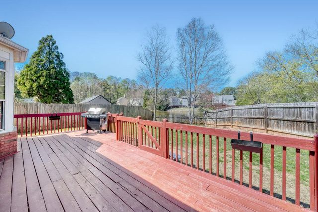 6004 Bordeau Walk SE, Smyrna, GA 30082