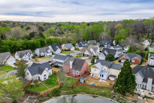 6004 Bordeau Walk SE, Smyrna, GA 30082