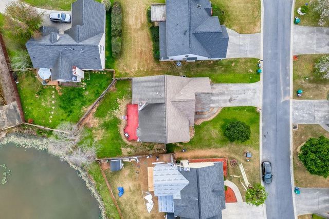 6004 Bordeau Walk SE, Smyrna, GA 30082