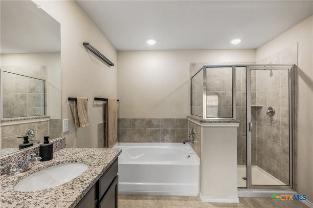 713 Angus Drive, Seguin, TX 78155