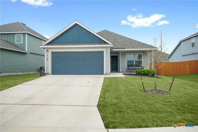 713 Angus Drive, Seguin, TX 78155