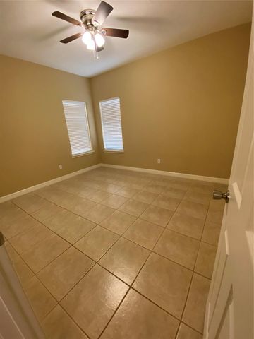 11526 One Token Drive, Houston, TX 77065