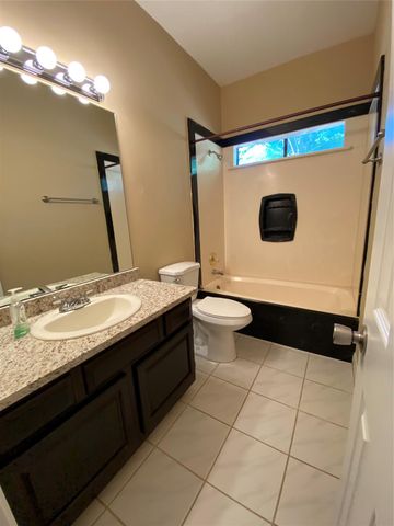 11526 One Token Drive, Houston, TX 77065