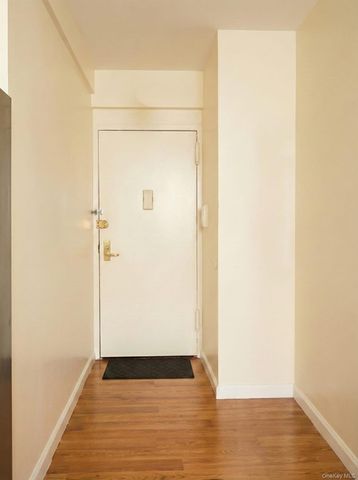 1558 Unionport Road 5H, Bronx, NY 10462