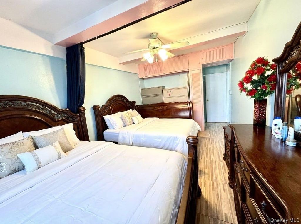 1558 Unionport Road 5H, Bronx, NY 10462