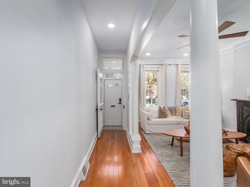 1341 S CHARLES ST, Baltimore, MD 21230