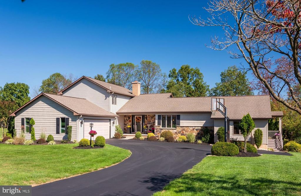 780 N REEDS RD, Downingtown, PA 19335
