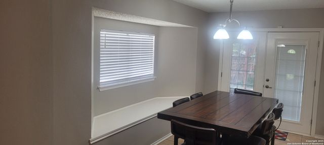 7006 Raintree, San Antonio, TX 78233