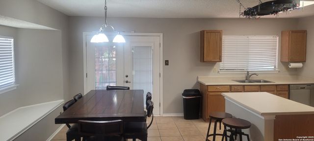 7006 Raintree, San Antonio, TX 78233