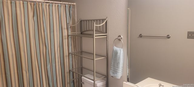 7006 Raintree, San Antonio, TX 78233