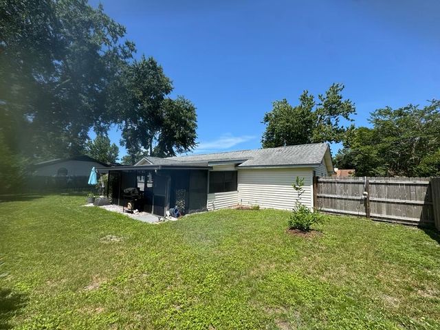 102 Pinedale Drive, St Marys, GA 31558