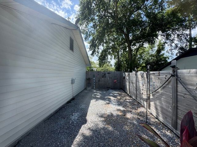 102 Pinedale Drive, St Marys, GA 31558