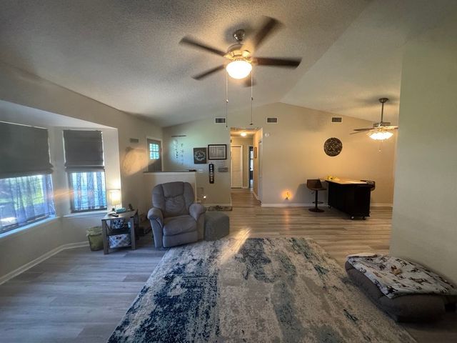 102 Pinedale Drive, St Marys, GA 31558