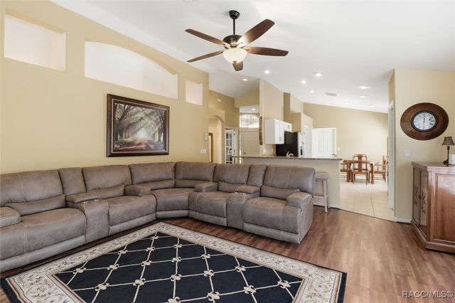 810 Pritchard Island Road, Inverness, FL 34450