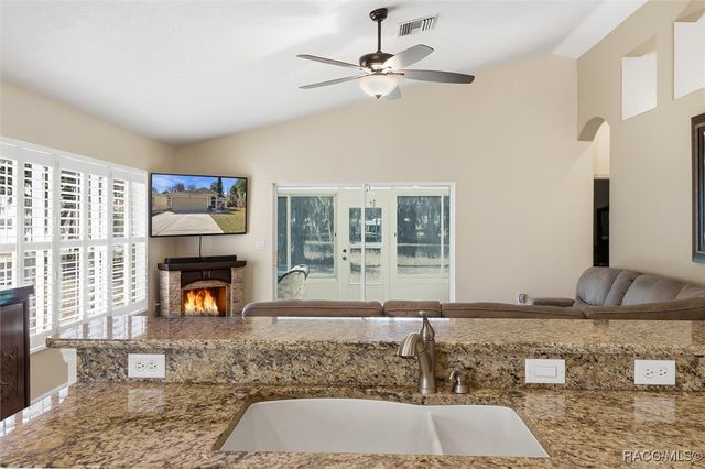 810 Pritchard Island Road, Inverness, FL 34450