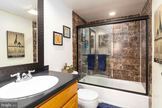 2001 HAMILTON ST #925, Philadelphia, PA 19130