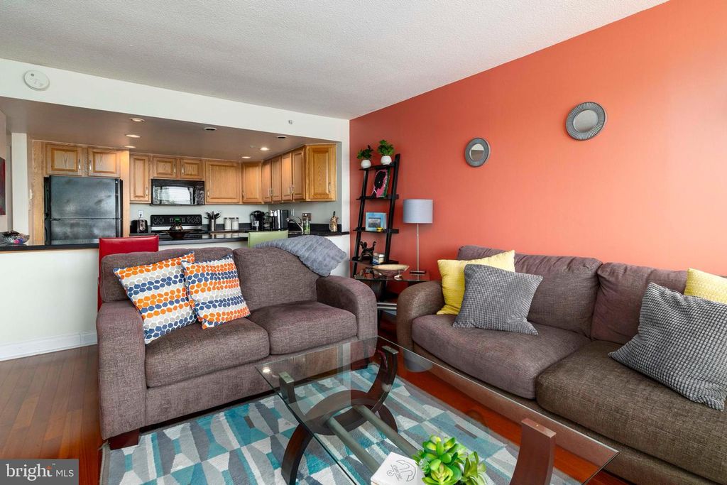 2001 HAMILTON ST #925, Philadelphia, PA 19130