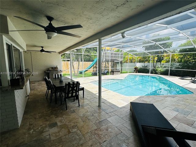 1319 Rodman St, Hollywood, FL 33019