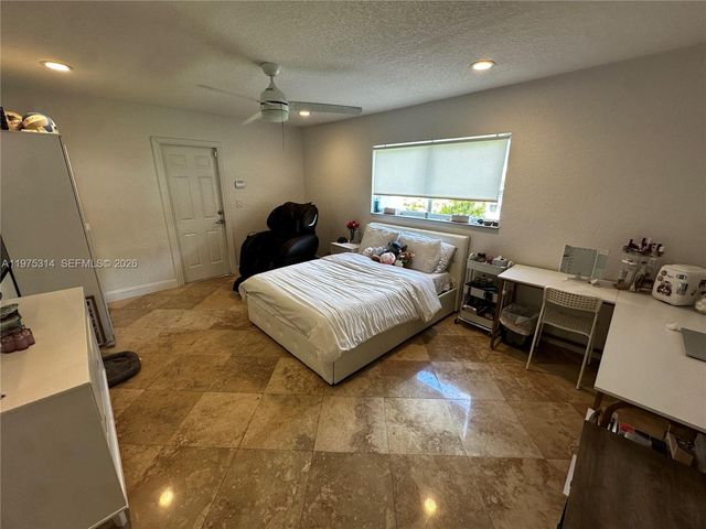 1319 Rodman St, Hollywood, FL 33019