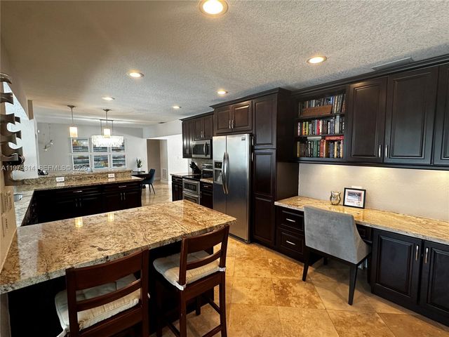 1319 Rodman St, Hollywood, FL 33019