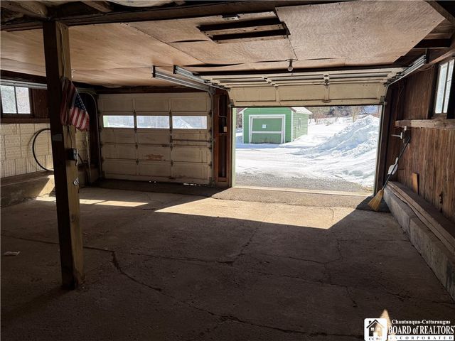 11381 Route 98, Freedom, NY 14065