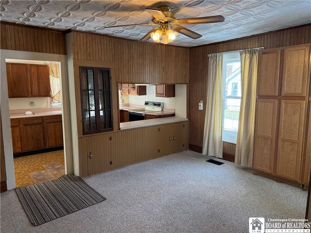 11381 Route 98, Freedom, NY 14065