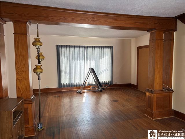 11381 Route 98, Freedom, NY 14065