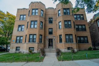 2056 W Arthur Avenue 1W, Chicago, IL 60645