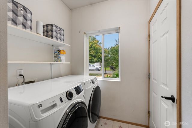 19612 12th Avenue Ct E, Spanaway, WA 98387