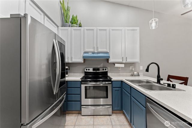 19612 12th Avenue Ct E, Spanaway, WA 98387