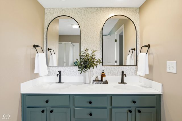 12484 Goodloe Drive, Fishers, IN 46037
