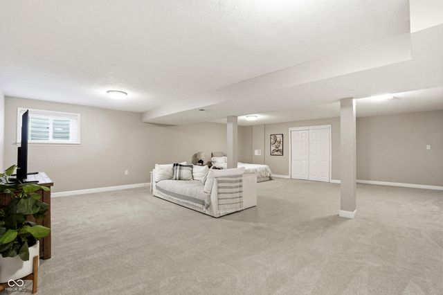 12484 Goodloe Drive, Fishers, IN 46037
