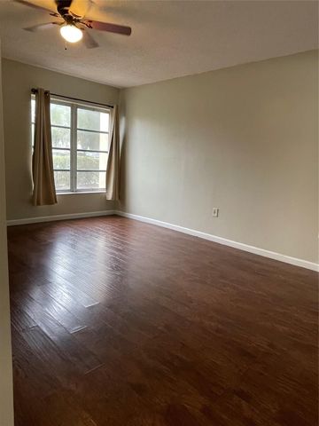 4158 Inverrary Drive 111, Lauderhill, FL 33319