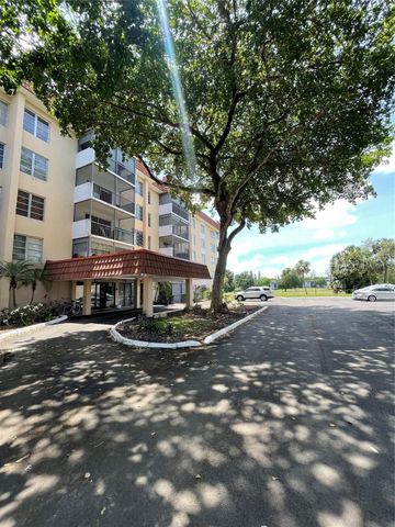 4158 Inverrary Drive 111, Lauderhill, FL 33319