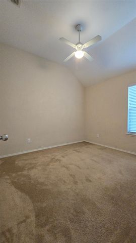 4255 Fall Creek Drive, Grand Prairie, TX 75052