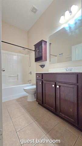 4255 Fall Creek Drive, Grand Prairie, TX 75052