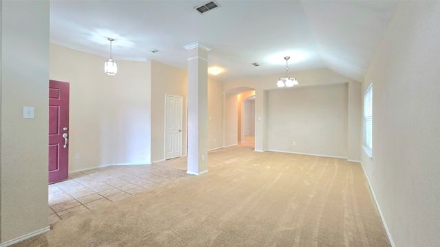 4255 Fall Creek Drive, Grand Prairie, TX 75052