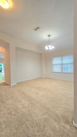 4255 Fall Creek Drive, Grand Prairie, TX 75052