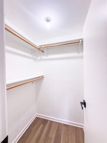 3900 Woodchase Drive 77, Houston, TX 77042