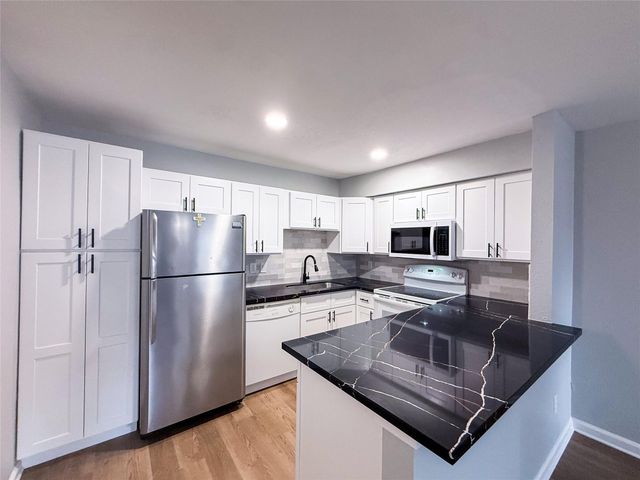 3900 Woodchase Drive 77, Houston, TX 77042