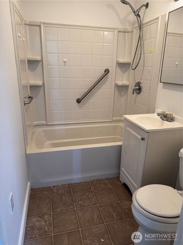 3618 W Madrona Street, Bremerton, WA 98312
