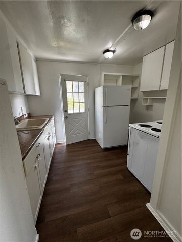 3618 W Madrona Street, Bremerton, WA 98312