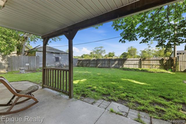1301 Myrtle Street, Port Huron, MI 48060