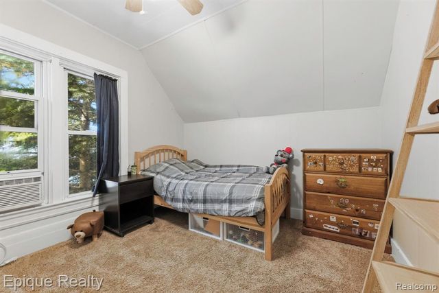 1301 Myrtle Street, Port Huron, MI 48060