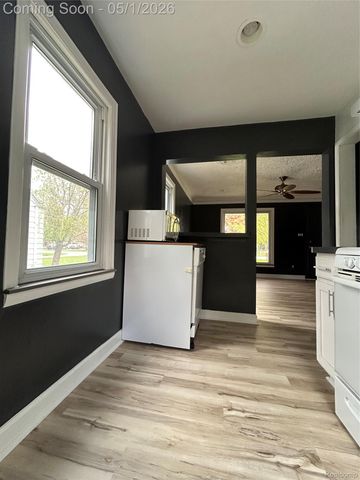 14935 Harrison Street, Livonia, MI 48154