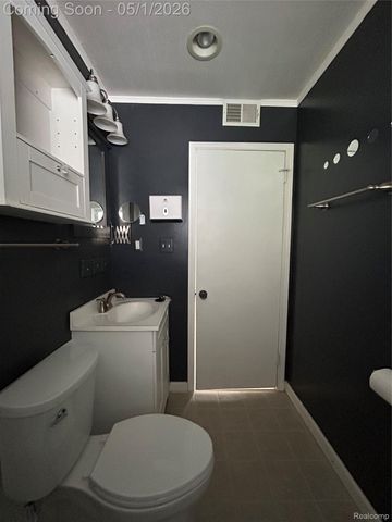 14935 Harrison Street, Livonia, MI 48154